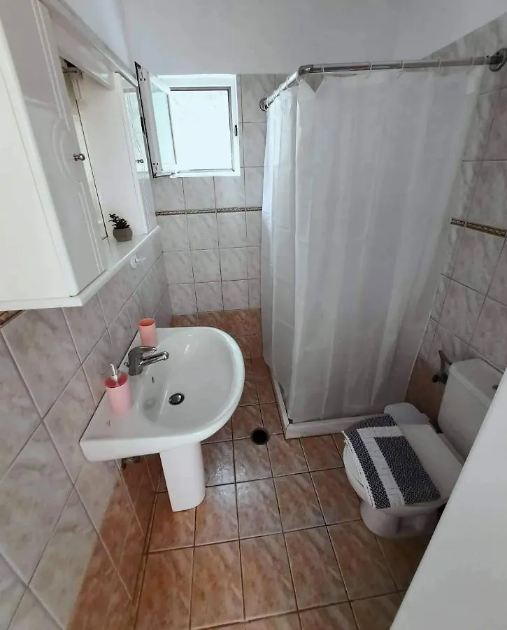 Arigos Apartments Lixouri 0*,  Greece